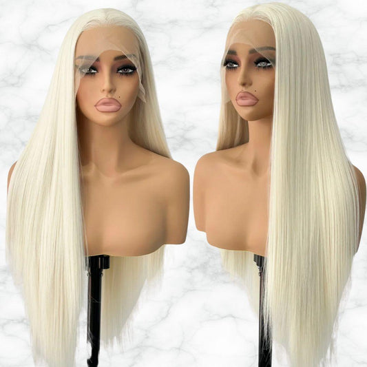 Perruque Sissy Blonde Platine – Dentelle Invisible & Effet Naturel